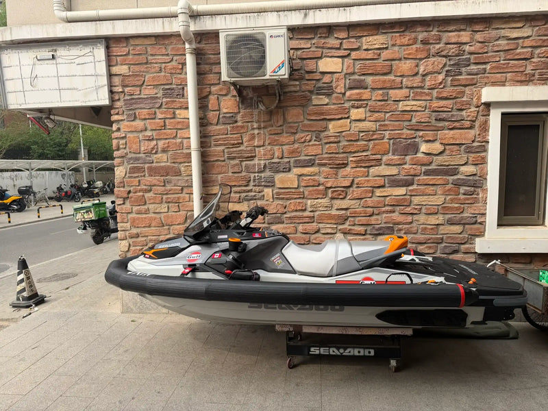 Side view of Sea-Doo jet ski fitted with Airjain jet ski collar